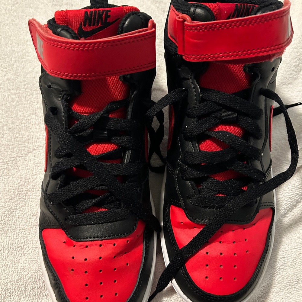 Nike Black and Red High-Top Sneakers